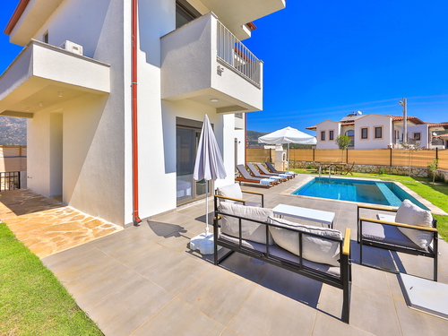  gece  -  Kasım
  | Kaş Çukurbağ'da Modern ve Korunaklı Villa Kiralama